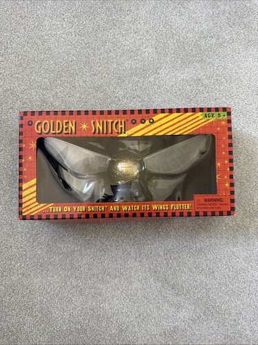 New moving golden snitch - golden,