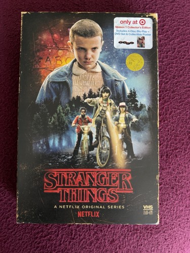 Stranger things collectors - stranger,