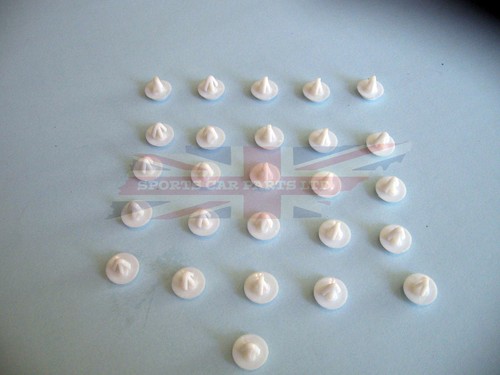 New set door panel clips - of,