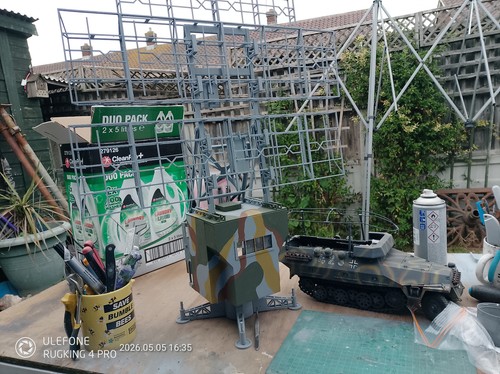 Tank truck 1 16th - -,