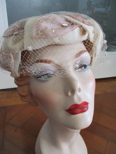 Vintage 1950s hat - vintage,