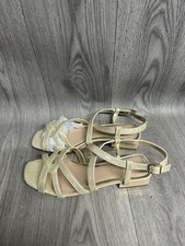 Women’s Head Over Heels