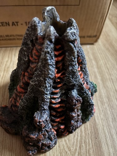 Volcano fish tank ornament - fish,