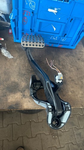 Brake pedal mercedes class - brake, c-class