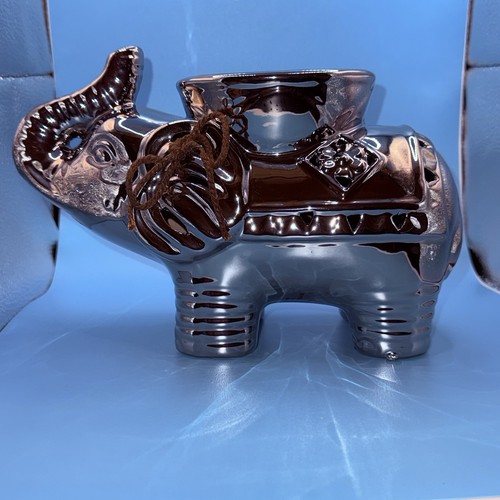 Elephant figurine - elephant,