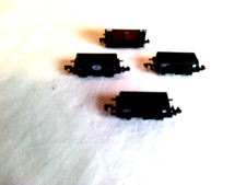 RAKE OF 3 ASSORTED TAR WAGONS WITH BRAKE VAN    N GAUGE