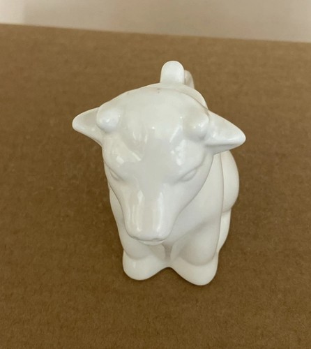 Porcelain white milk cream - porcelain,