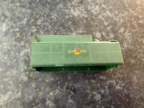 Green steam loco tender - steam,