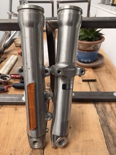 Harley 41mm fork - lowers, 78
