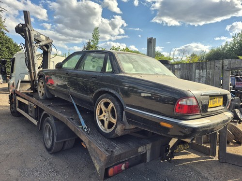 Jaguar x308 xj8 - x308,
