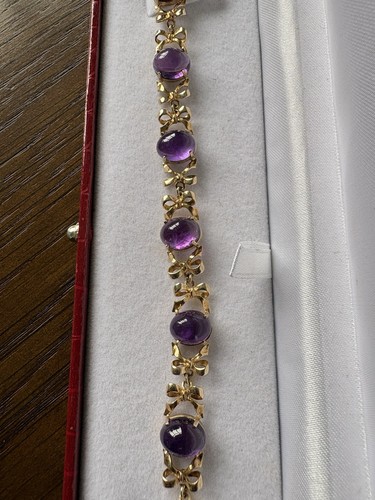 9ct gold and amethyst - gold,