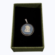 Vintage wedgwood cameo blue - cameo,