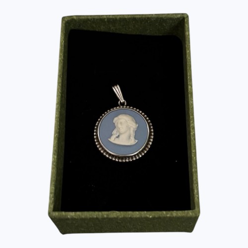 Vintage wedgwood cameo blue - wedgwood,