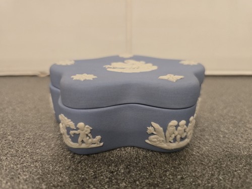 Wedgwood trinket box - wedgwood,