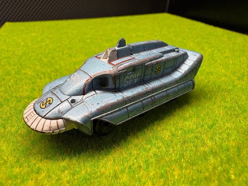 Hot wheels captain scarlet - captain,