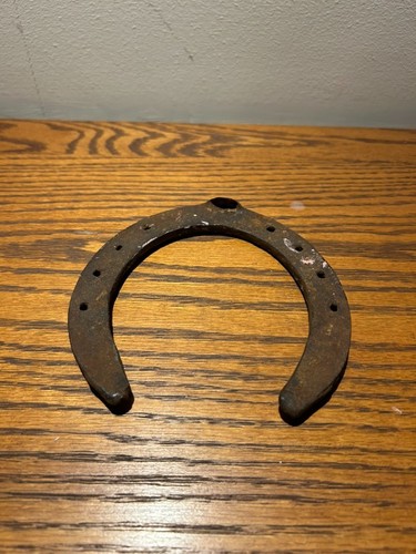 Old rustic farmhouse horseshoe - old,