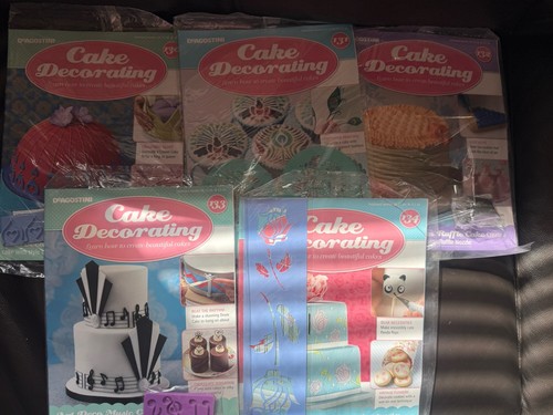 Deagostini cake decorating - cake,