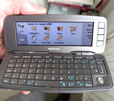 Nokia 9300i - Unlocked