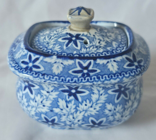 Pearlware blue and - pearlware,