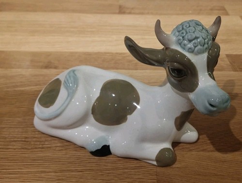 Studio szeiler pottery cow - szeiler,