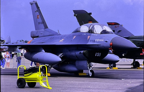Military aircraft 35 mm - f,
