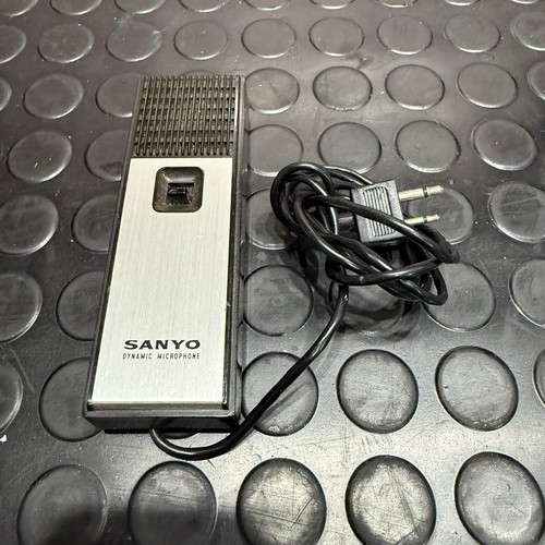 Sanyo dynamic microphone - dynamic,