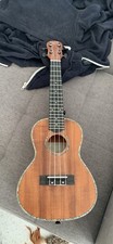 BARNES AND MULLINS UKULELE