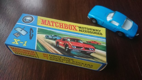 Matchbox motorway accessories - motorway,