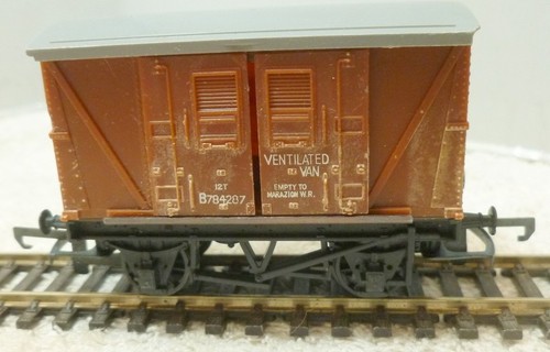 Tri ang hornby ventilated - tri-ang,