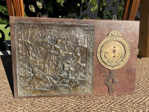 Hammered brass 1870 decor - hammered, on
