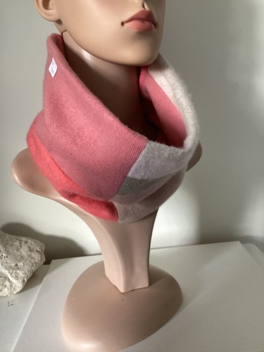 100 cashmere redbone snood - cashmere,