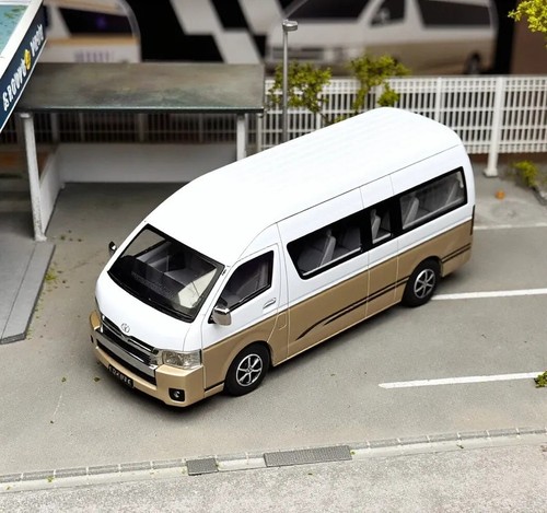 Masdi white gold hiace - 1:64,