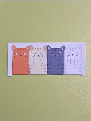 Set magnetic bookmarks - of,