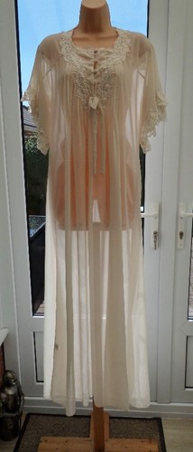 Q61 vtg celestine - celestine, italian