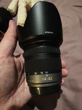 Panasonic Lumix 14-42mm