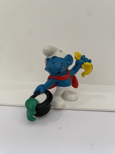 Conjuror magician magic smurf - magician,
