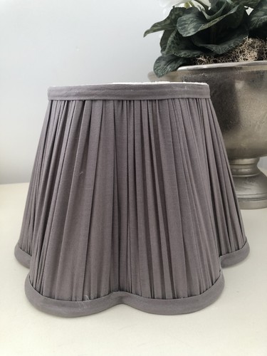 Scalloped pleated taupe - taupe, light