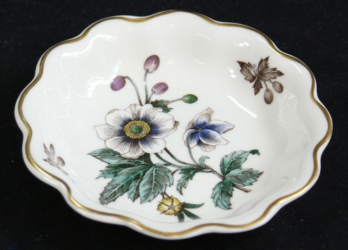 Wedgwood anemone trinket - anemone,