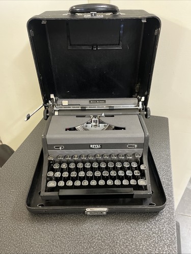 Vintage 1948 royal quiet - royal,