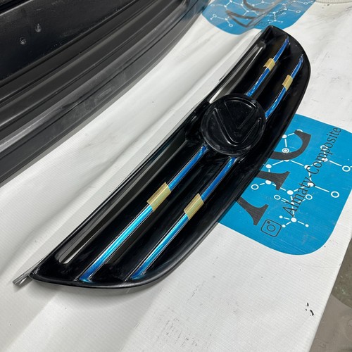 Radiator grill wald lexus - radiator,