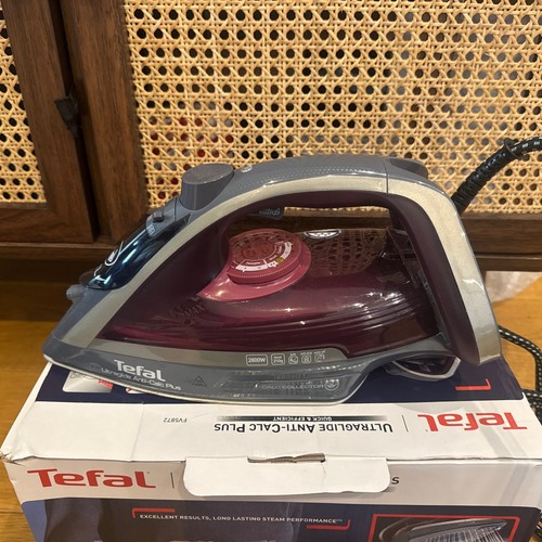 Tefal fv5872g0 steam iron - tefal,