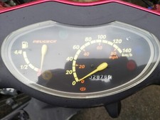 PEUGEOT VIVACITY 50CC 2003 CLOCKS (READ DESCRIPTION)