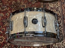 Gretsch Renown Maple 14x6.5” Snare Drum, White Marine Pearl