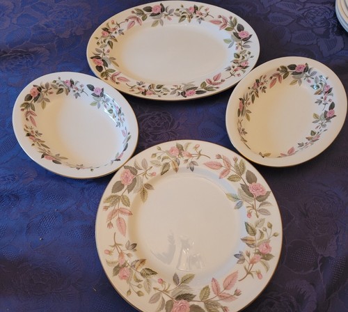 Wedgwood hathaway rose bone - ,