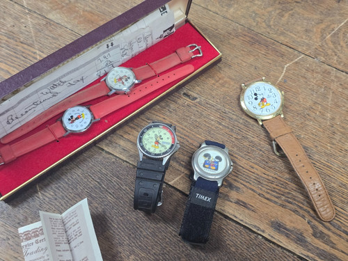 Mickey watches - ⚡mickey,