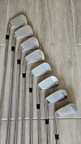 8pcs titleist 695 iron set - 8pcs,
