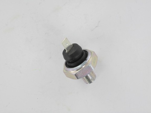 Intermotor oil pressure - oil,