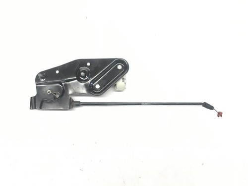 Locking mechanism saddle