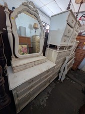 White Fine Furniture French