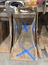 Excavator Bucket 750mm 65mm Pin for 13 tonne